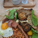 Meron Budapest Specialty Coffee Brunch Étel