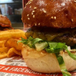 Bamba Marha Burger Étel