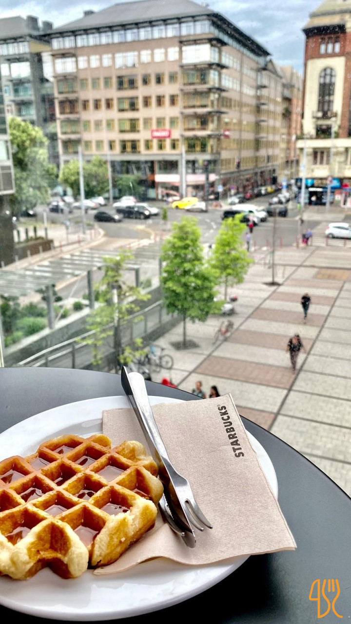 Starbucks Westend Terasz Étlap