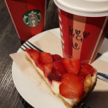 Starbucks Westend Terasz Étel