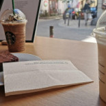 Starbucks Gozsdu Ital