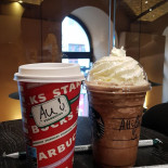 Starbucks Gozsdu Ital