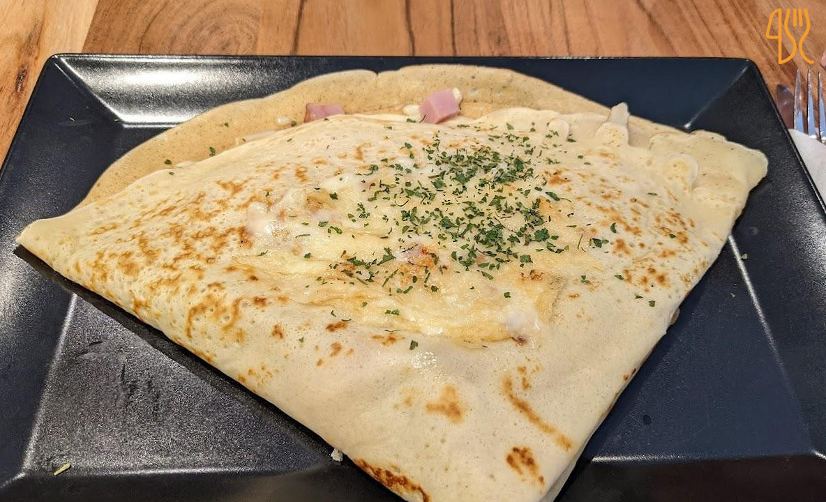 J&g Palacsintafaló • Giant Crepes Óriás Palacsinta Étel