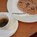 Starbucks Oktogon Étel