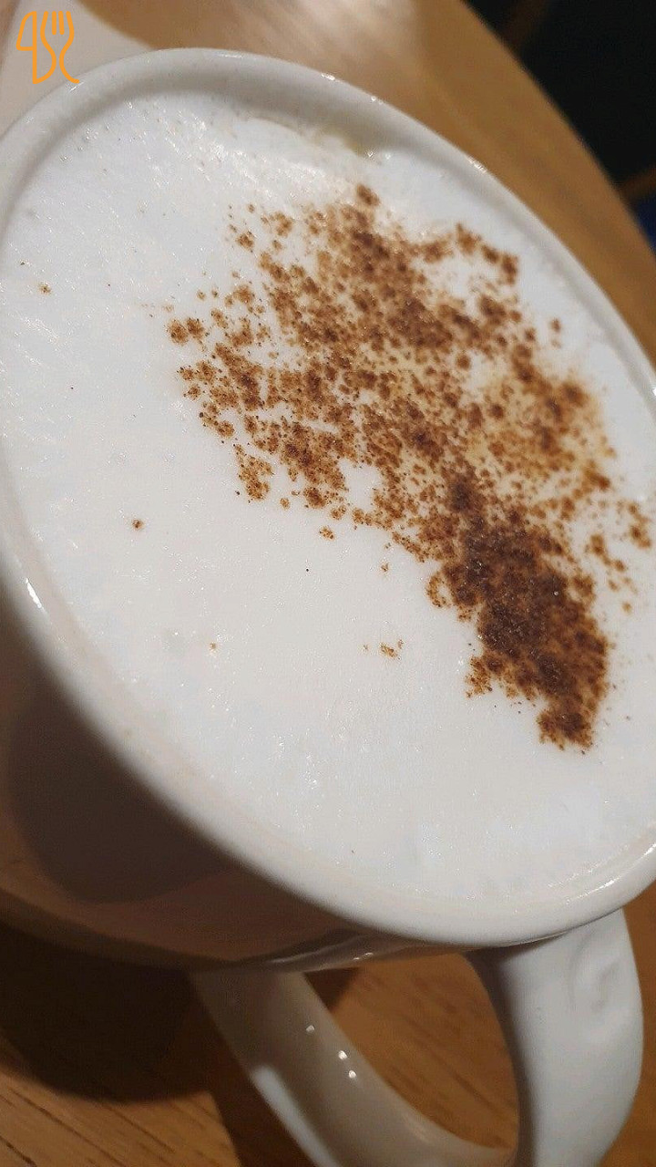 Starbucks Oktogon Étel