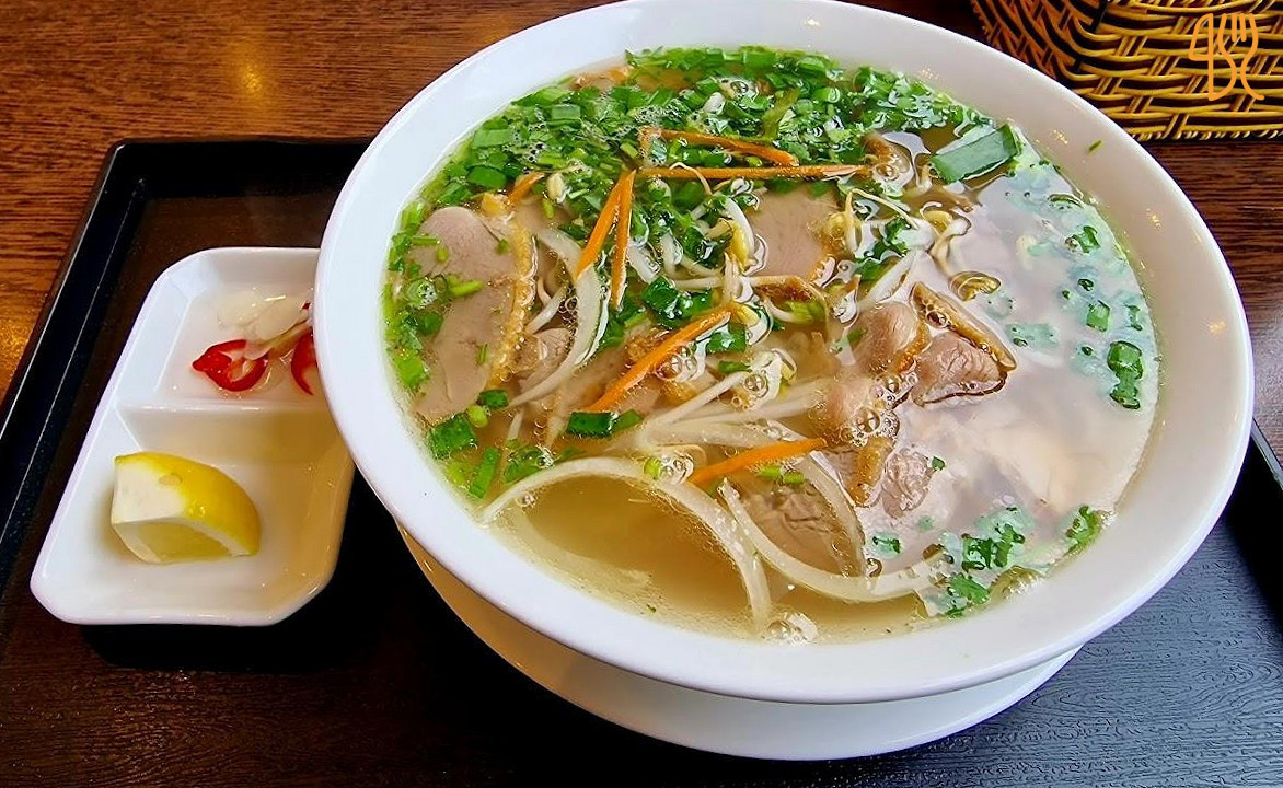 Ha Mo Asian Bistro Étel