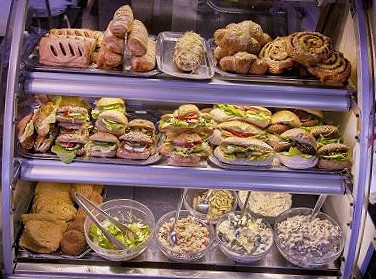 Napfényes Cukrászda és Pékség Vegán, Tejmentes és Gluténmentes Torták, Sütemények és ételek Bent