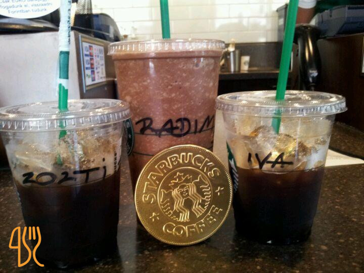 Starbucks Coffee Kiraly Étlap