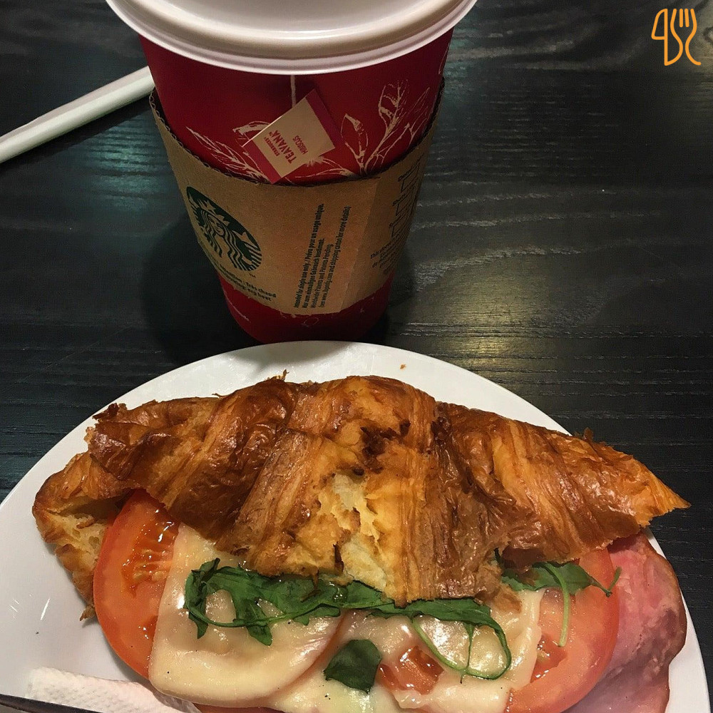 Starbucks Corvin Étel