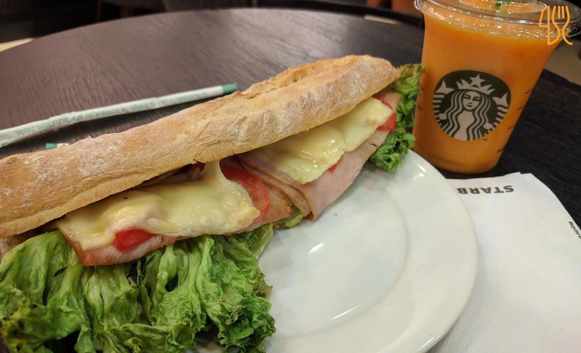 Starbucks Corvin Étel