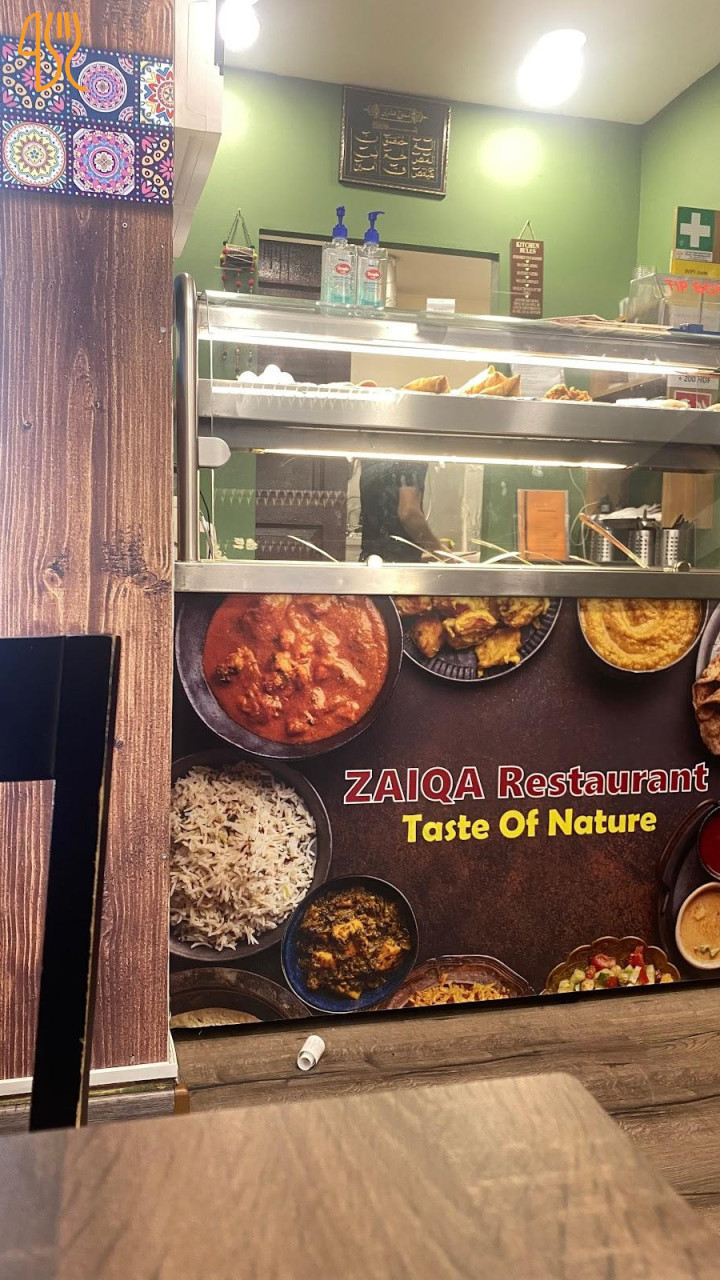Zaiqa Eredeti Pakisztáni és Indiai ízek Halal حلال Étlap