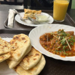 Zaiqa Eredeti Pakisztáni és Indiai ízek Halal حلال Étel