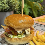 Burger Labor Róna Étel