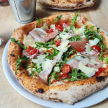 Salve Pizza Napoletana Budapart Étel