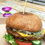 Las Vegan's Trailer Étel