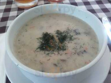 Tettye Vendéglő Étel