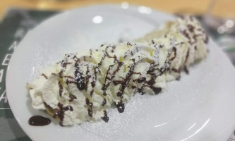 Kisuj-etterem food