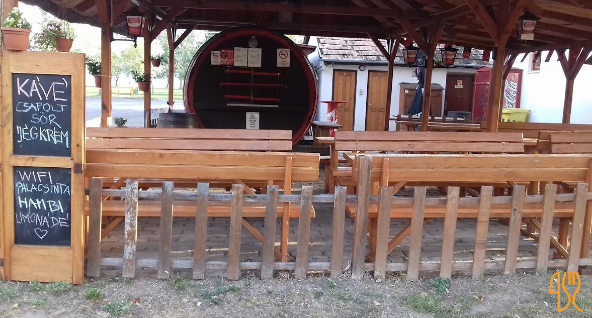 Csiripelő (volt Hordó Borozó Kint