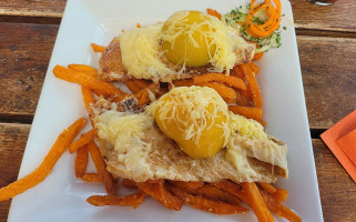 Zséfár Krisztina Aranyfürt Étterem food
