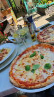 Il Monte Pizzéria food