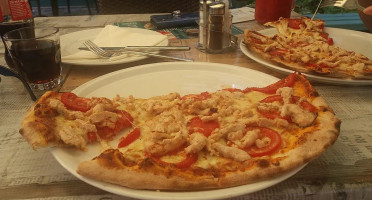 Il Monte Pizzéria food