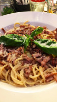 Il Monte Pizzéria food