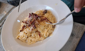 Il Monte Pizzéria food
