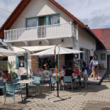 G&d Kézműves Cukrászda és Pékség Balatonkenese Kint
