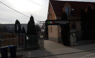 Giorgi Pizzéria és Étterem outside