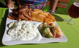 Kék Duna Vendéglő Étterem food