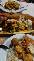 Korona és Étterem food