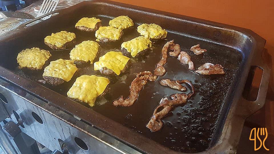 Megálló Étterem és Pizzéria Étel