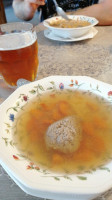 Várvölgy Vendéglő food