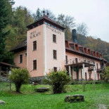 Kőkapu Vadászkastély és Apartments Kint