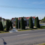 Varga Büfé és Étterem Kint