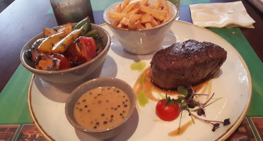 Mala Garden Etterem food