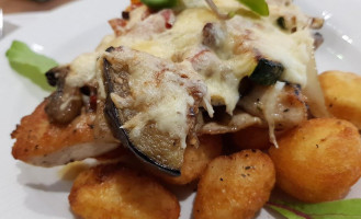 Katedrális Étterem és Kávézó food