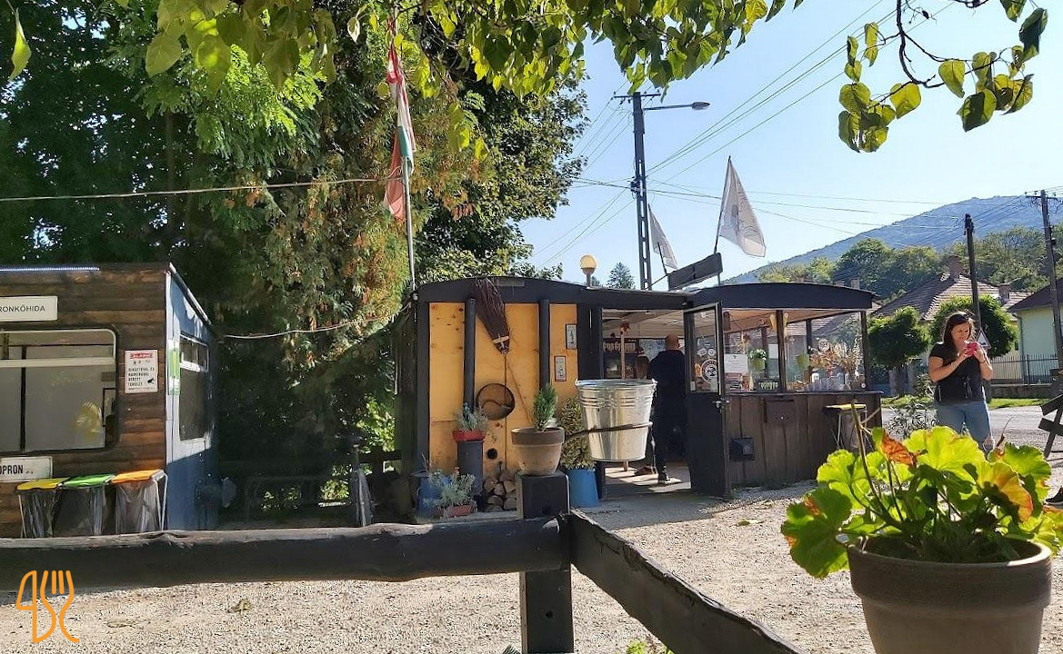 Betyár Batyu Kint