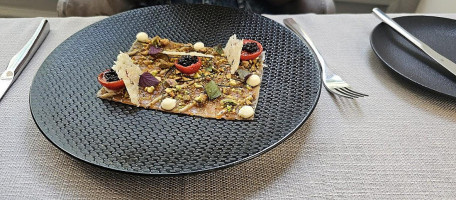 Caviar Bull food