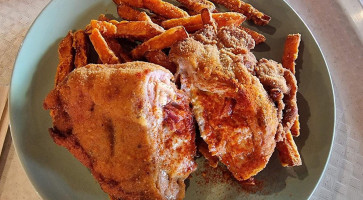 Sanyi Sarok food