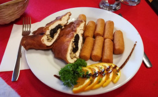 Krapaj Csárda food