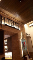 Petrény Wine Bank outside