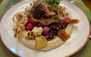Diófa Étterem food