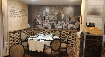 Fuette Bistro inside