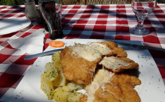 Rózsakert Étterem és Kávézó food