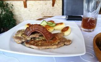 Rózsakert Étterem és Kávézó food