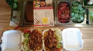 Rege Gyros food