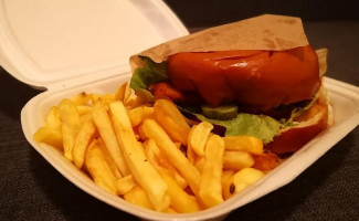 Rege Gyros food