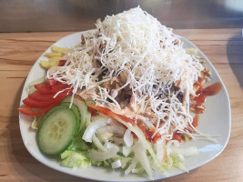 Rege Gyros food