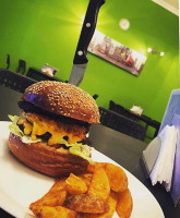 Békési Burger Bár food